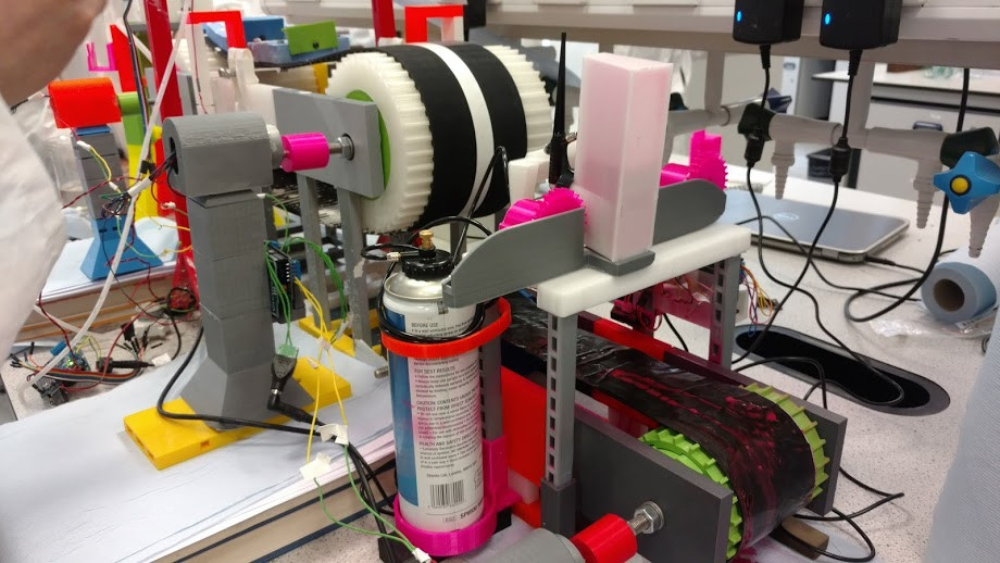 3D printed painting machine with airspray attached 3D printed painting machine with airspray attached
